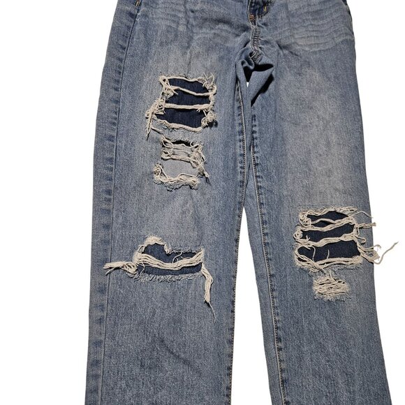 SO High Rise Curvy Mom Jeans Womens Size 1 Light Wash Ripped Denim Pants Juniors - Picture 5 of 6